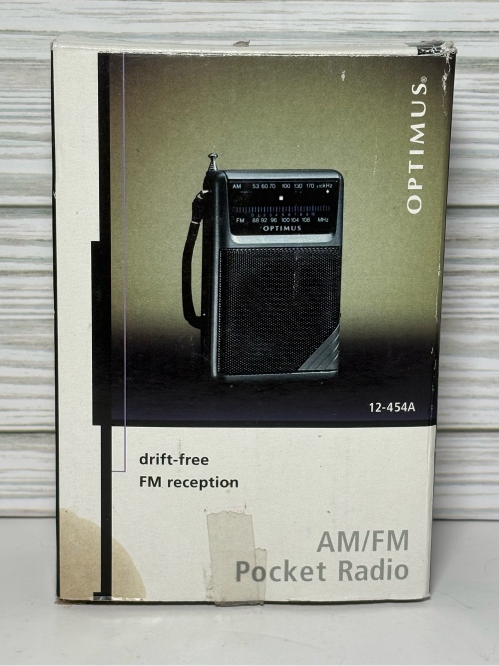 Vintage Radio Shack Optimus AM FM Pocket Radio 12-454A W/ Box Handheld Tested
